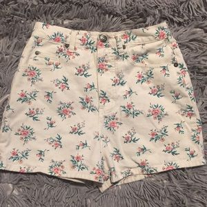 Vintage high waisted floral denim shorts
